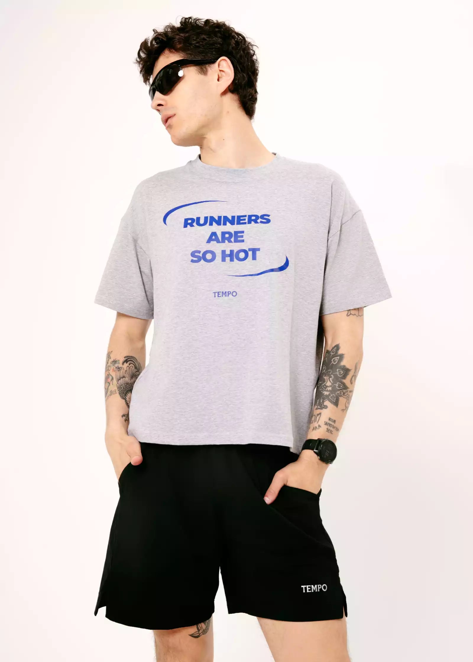 OVERSIZE TEE - RUNNERS ARE SO HOT
