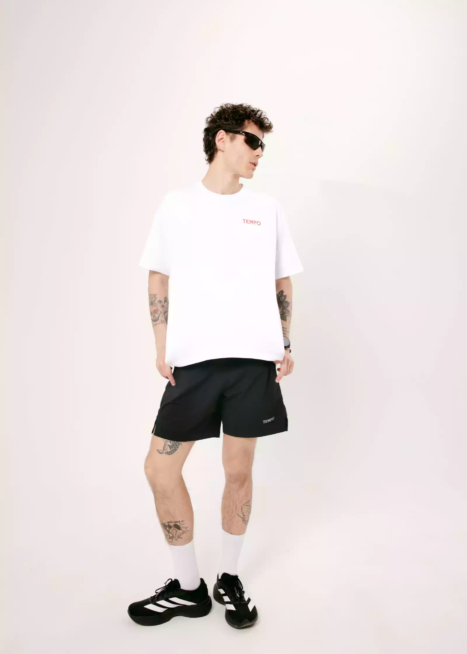OVERSIZE TEE - EVERYTHING IS THE WIN