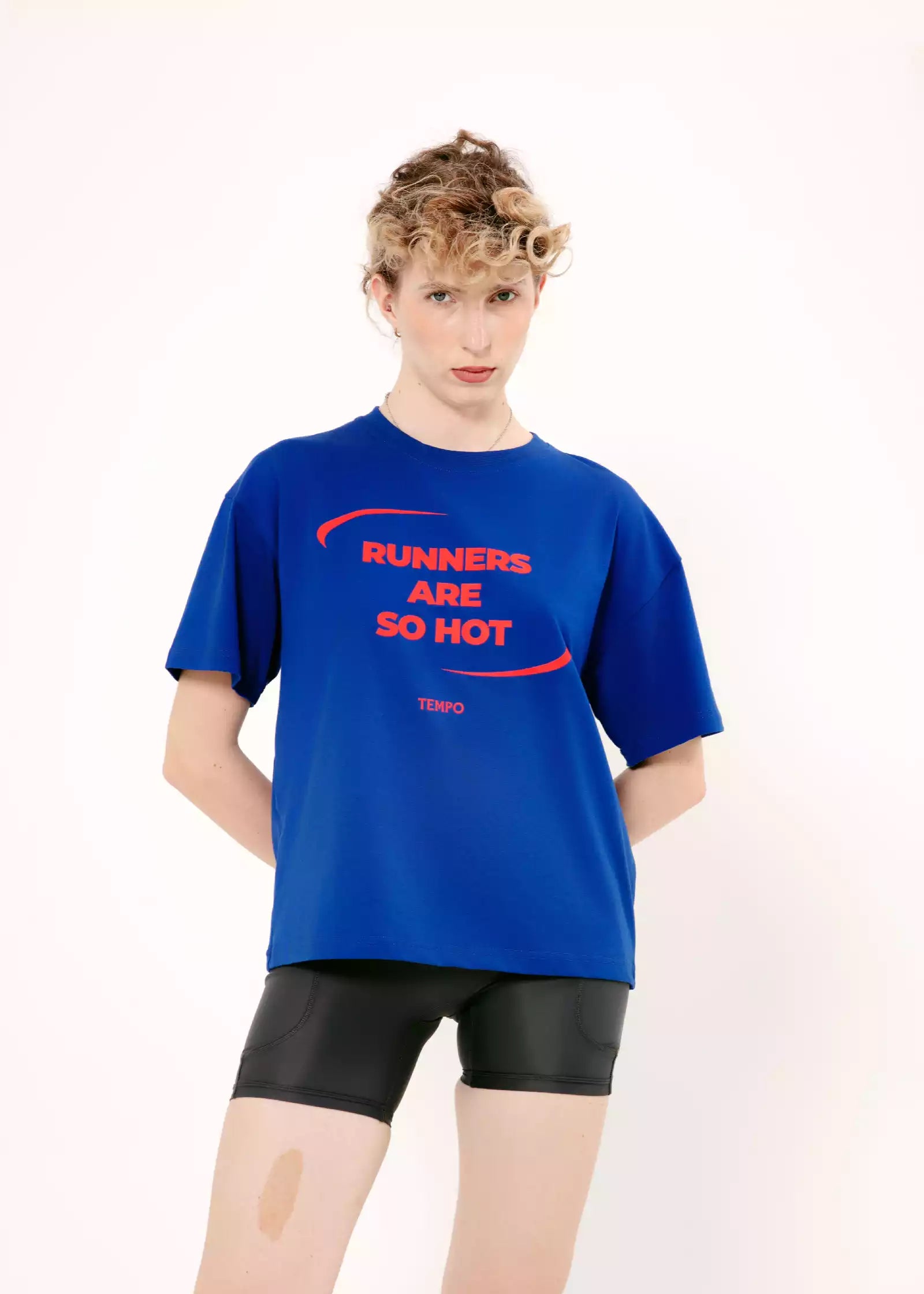 OVERSIZE TEE - RUNNERS ARE SO HOT