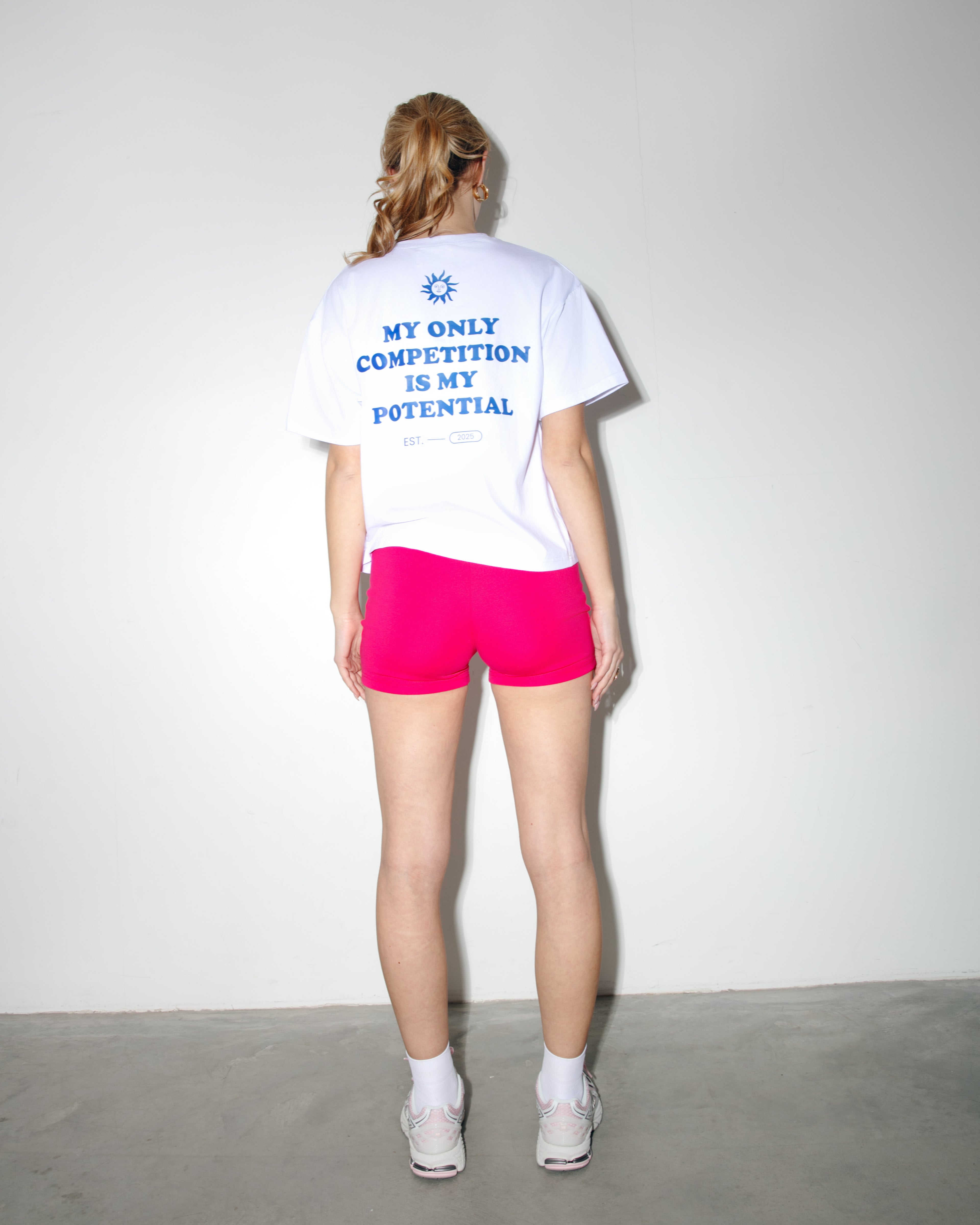 OVERSIZE TEE COMPETITION