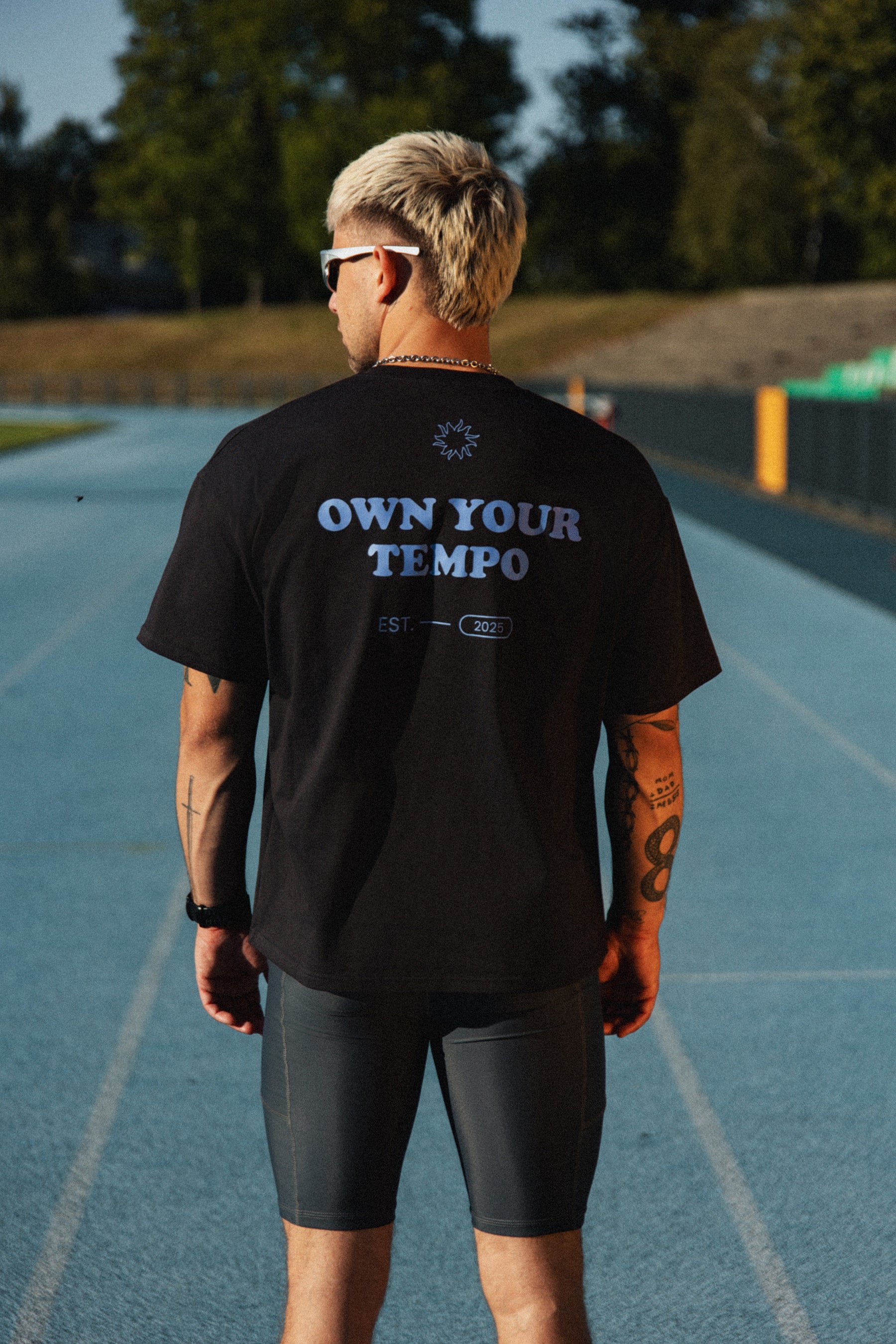 OVERSIZE TEE OWN YOUR TEMPO